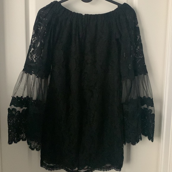 Honey - Chelsea lace bell sleeve off the shoulder mini dress - Picture 4 of 11